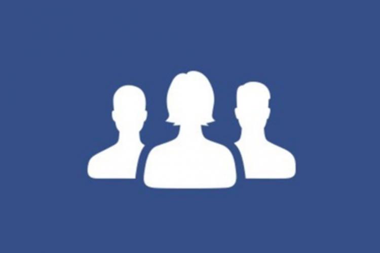 Hangin' out with my Facebook friends